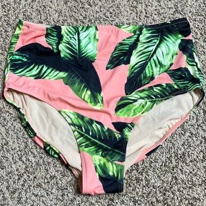Albion Fit High Waisted swim bottoms EUC!!